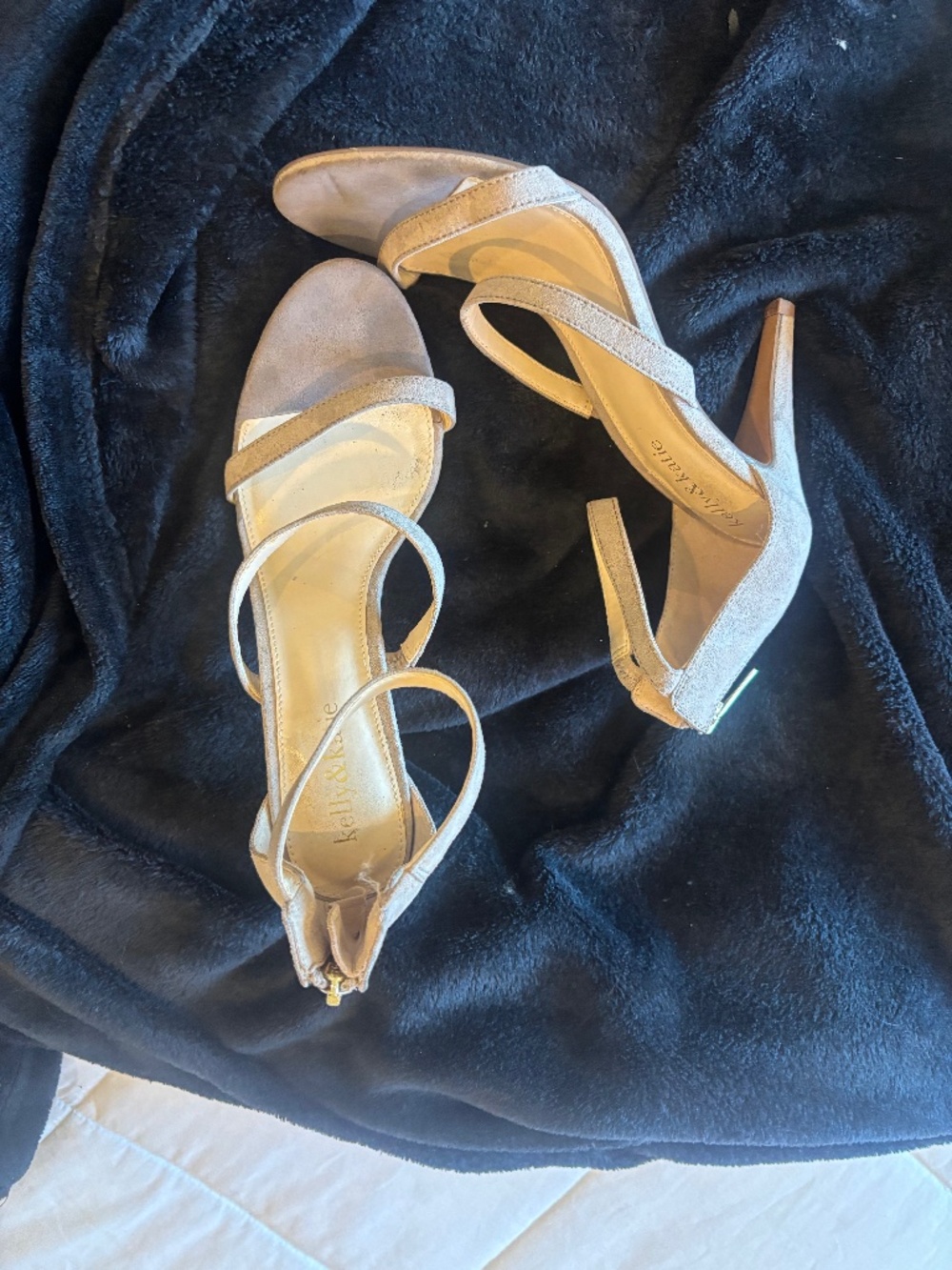 KELLY AND KATE STRAPPY HIGH HEELED SUEDE SANDALS 7.5